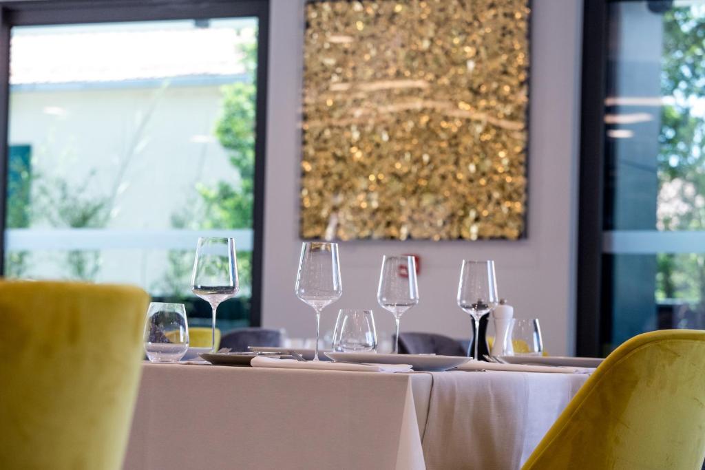 Nápoje v ubytování Hotel Crystal