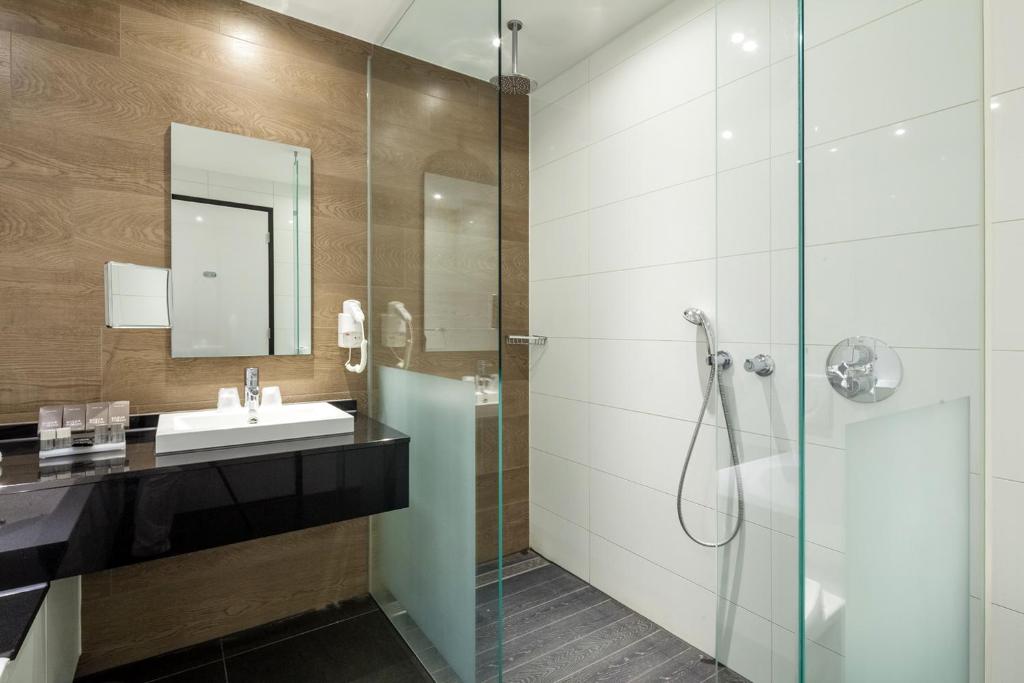 Koupelna v ubytování Van der Valk hotel Harderwijk