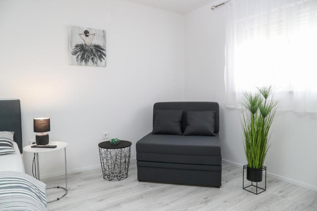 Posedenie v ubytovaní Imperium Rooms Zagreb Airport