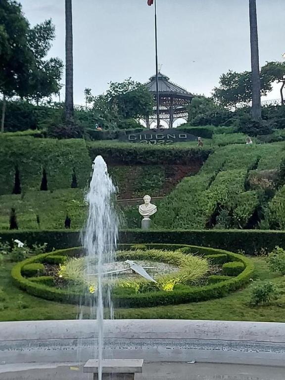 A garden outside Essenza del Tempo Inn