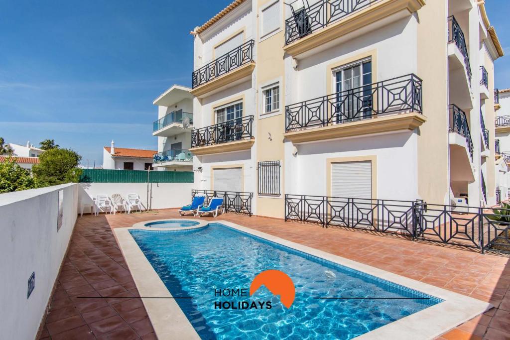 Gallery image of #137 NewTown Equiped with Pool and AC in Albufeira