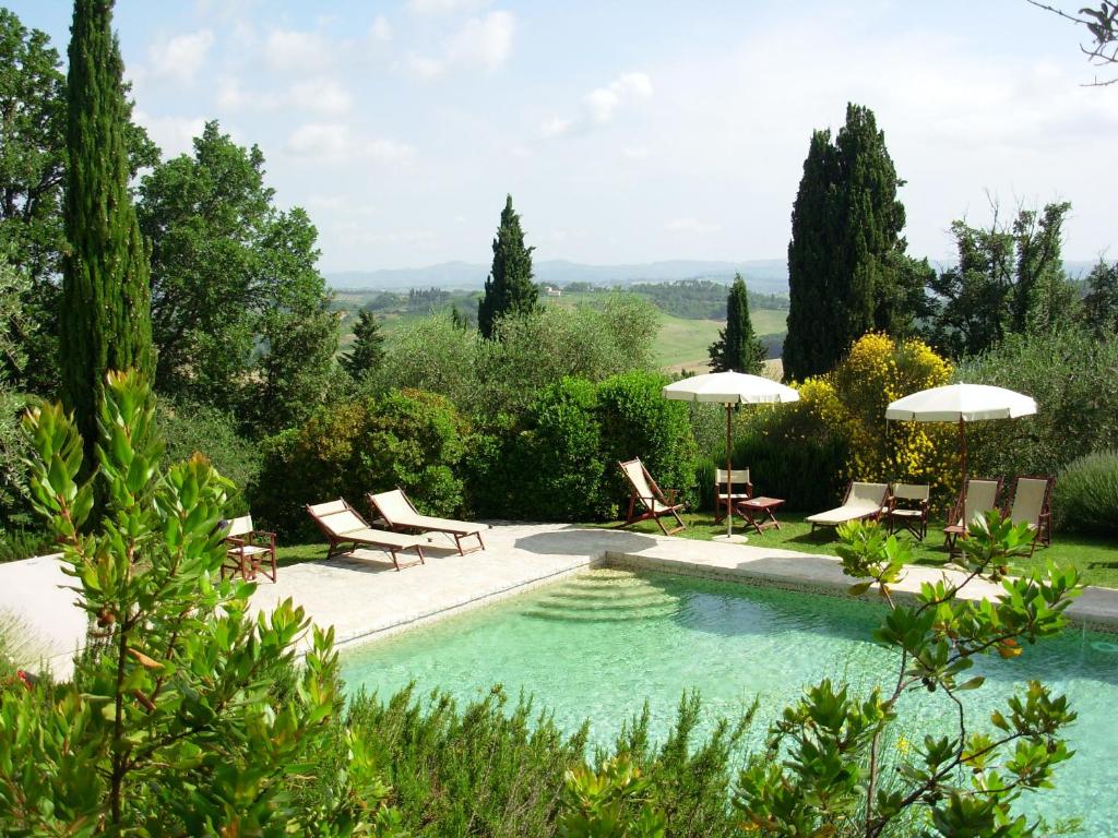 Bazén v ubytování Il Borghetto Tuscan Holidays nebo v jeho okolí