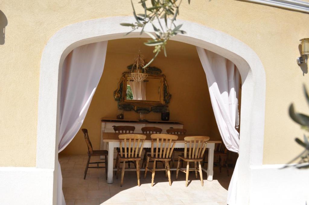 Fotografie z fotogalerie ubytování Villa SULIS v destinaci Lorgues