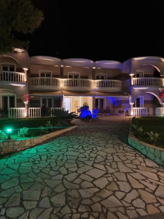 Budova, kde se apartmán nachází