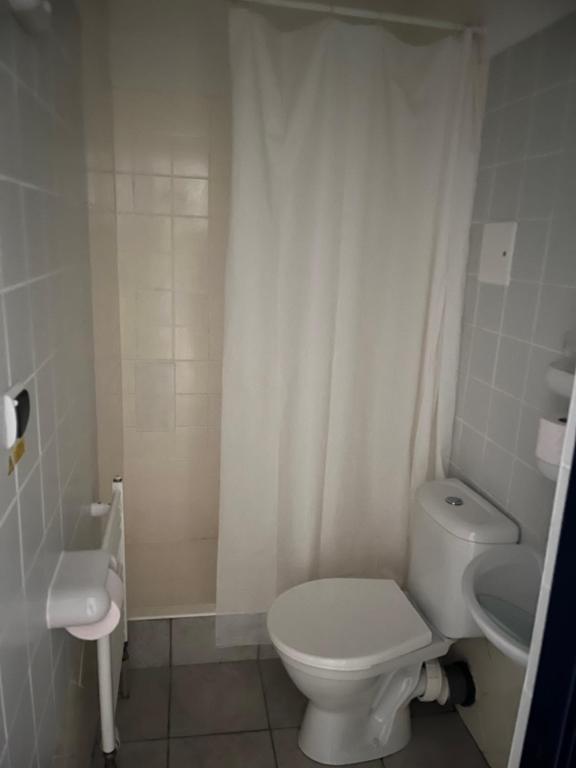 Koupelna v ubytování Chata TARGET Senec