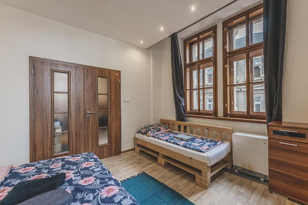 Fotografie z fotogalerie ubytování Carolina's CENTRAL Apartment v destinaci Hradec Králové