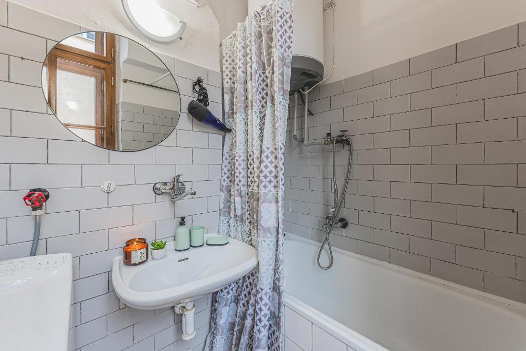 Fotografie z fotogalerie ubytování Carolina's CENTRAL Apartment v destinaci Hradec Králové
