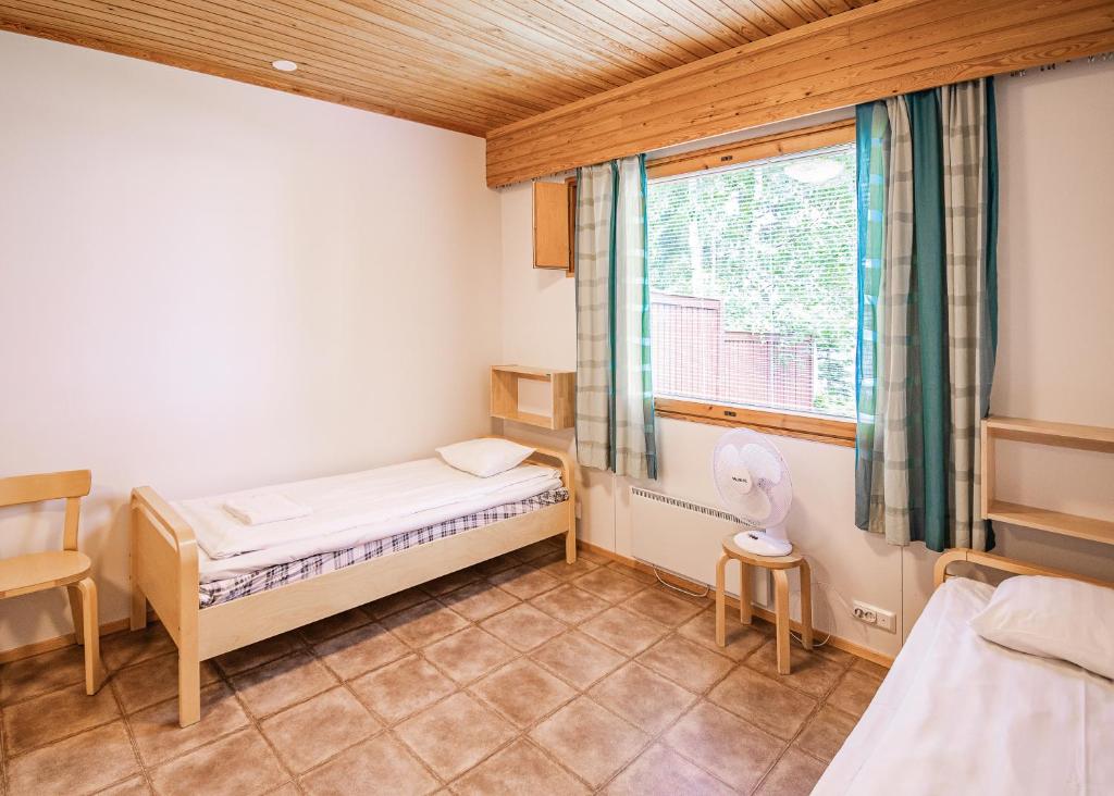 Luontoleirikeskus Honkiniemi - Large Family Room - Pets Allowed