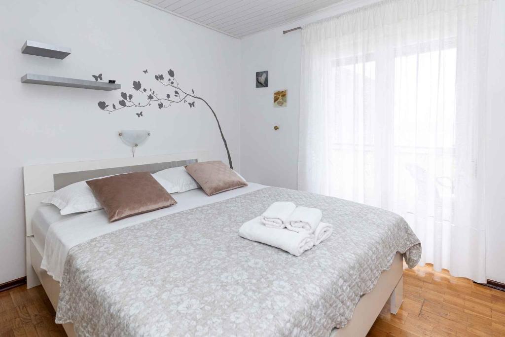 Fotografie z fotogalerie ubytování Apartment in Crikvenica 42244 v destinaci Crikvenica