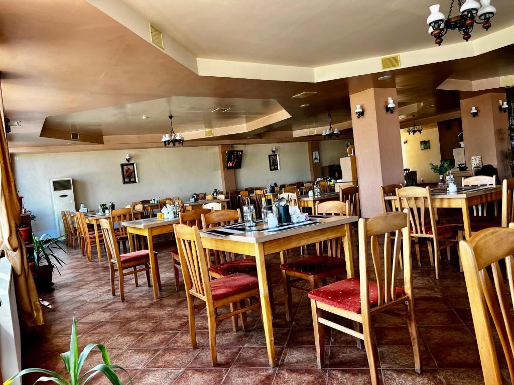 Restaurace v ubytování Hanul Kartali