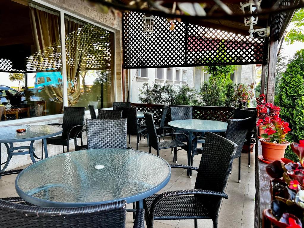 Restaurace v ubytování Hanul Kartali