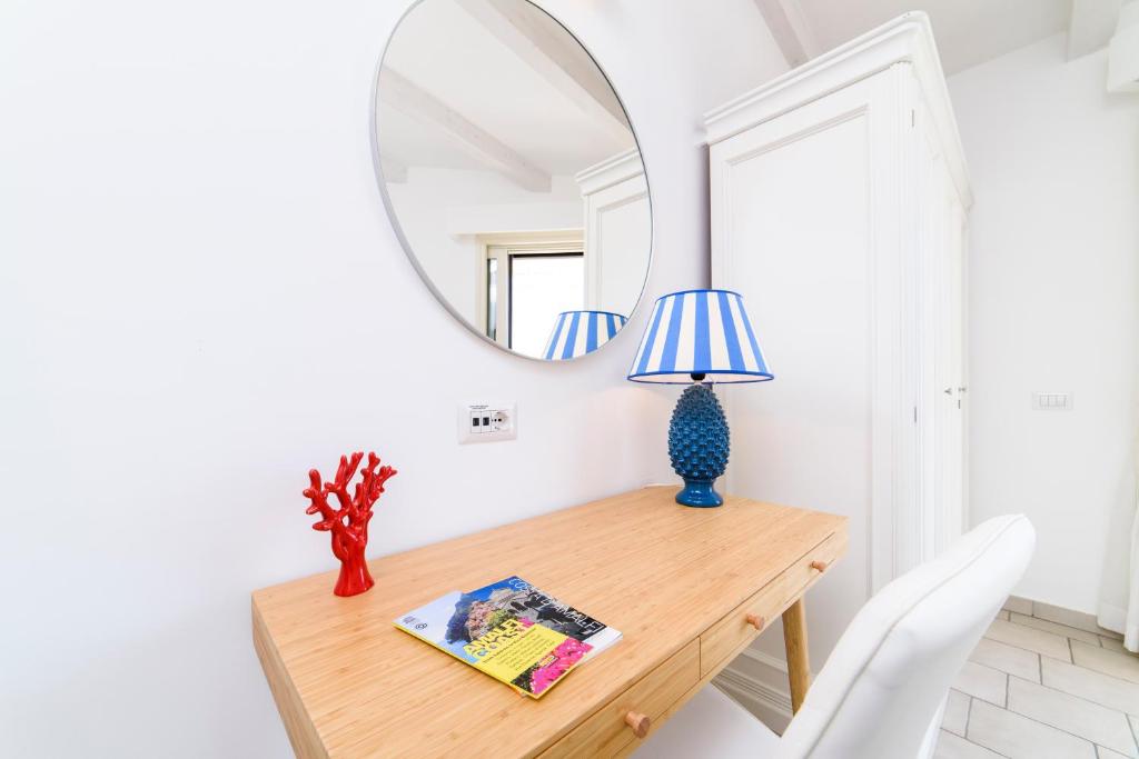 Foto dalla galleria di Residenza Al Pesce D'Oro ad Amalfi