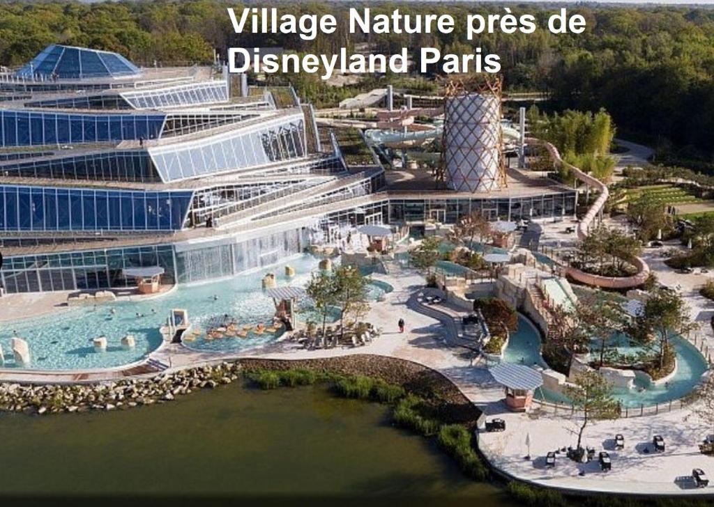 an aerial view of the disney cruise ship disneyland parks at Les Nympheas, appart, grand jardin au calme, parking gratuit,15 min Disneyland, in Crécy-la-Chapelle