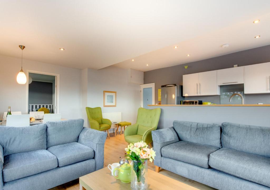 The Bay Flat, Saundersfoot (updated prices 2024)