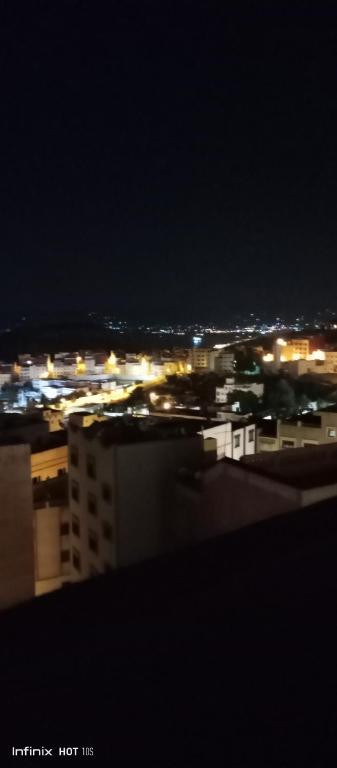 Nespecifikovaný výhled na destinaci Al Hoceïma nebo výhled na město při pohledu z apartmánu