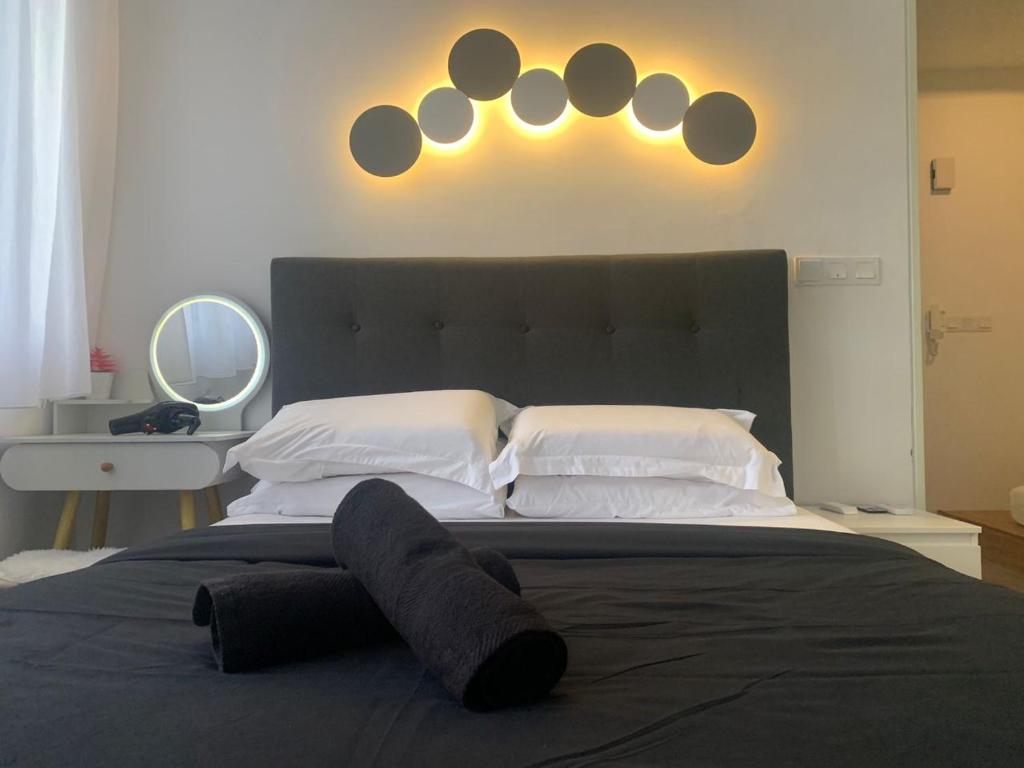 Gallery image of Private Hot Jacuzzi Imperio Residence Melaka in Malacca