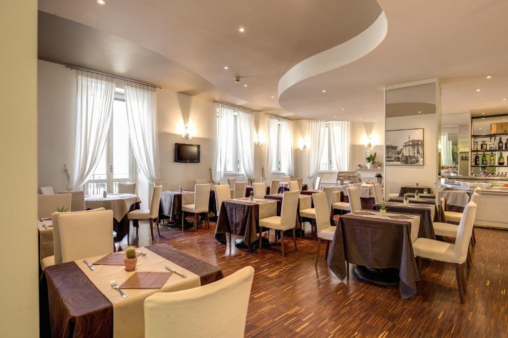 Restaurace v ubytování Albergo Firenze