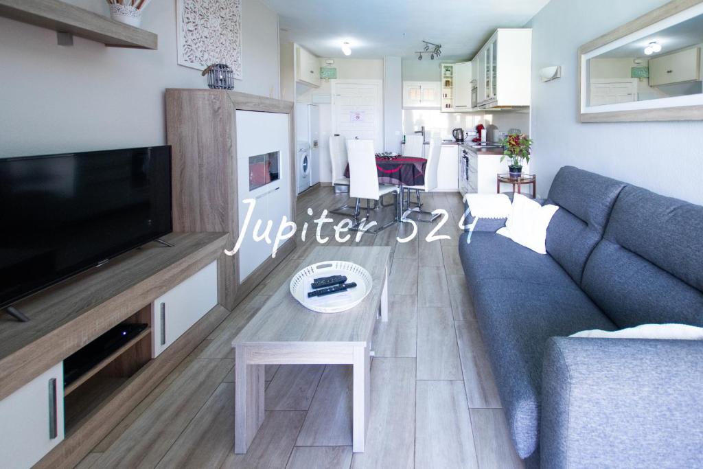 Fotografia z galérie ubytovania Jupiter & Minerva - One Bedroom in Benalmadena J524 v destinácii Benalmádena