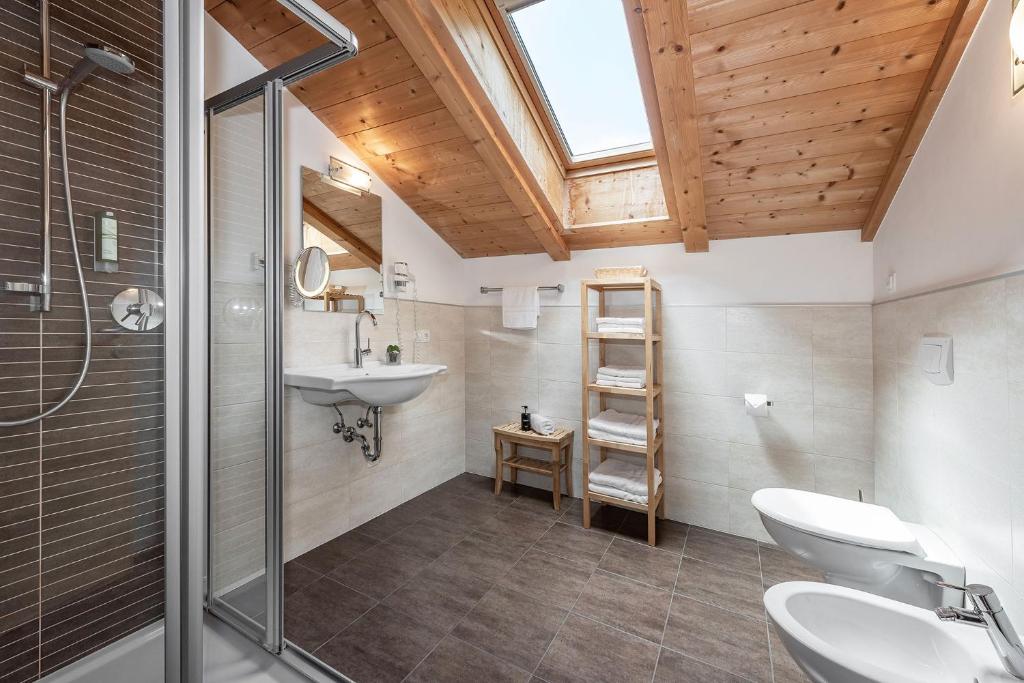 Koupelna v ubytování Appartements Toni