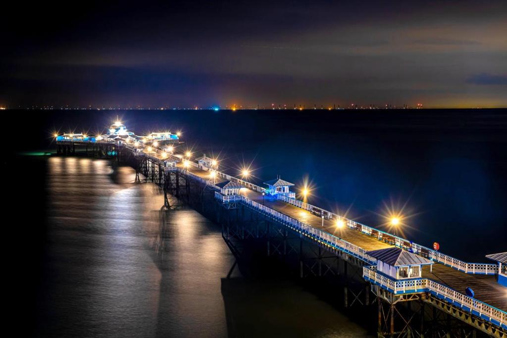 Iris Hotel Llandudno - Resim 15