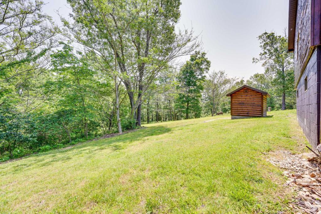Roaring River Chalets