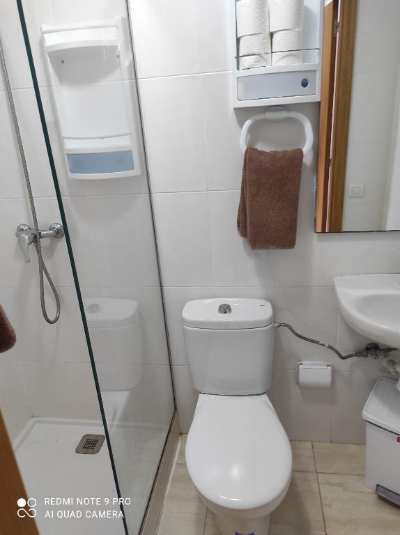 Kúpeľňa v ubytovaní Alojamiento Playa Centro Corralejo 16