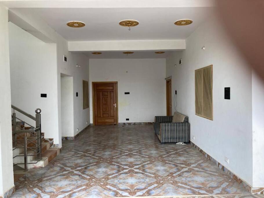 Fotografie z fotogalerie ubytování Lagnalaya- Your Next Home v destinaci Rádžgir
