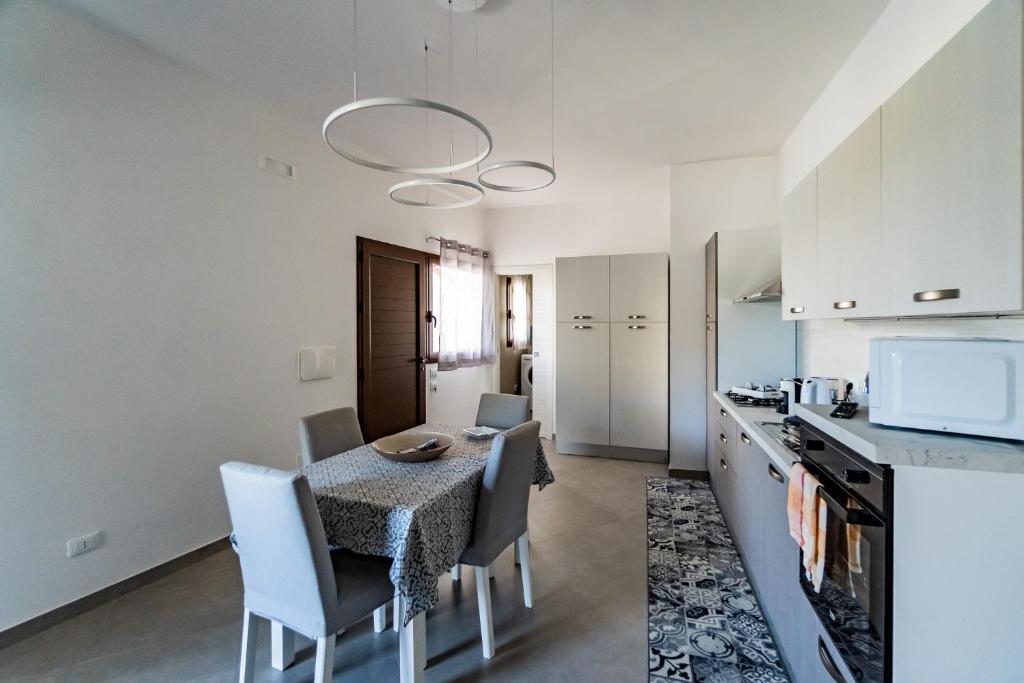 Appartamenti Petali Di Rosa - Two-Bedroom House