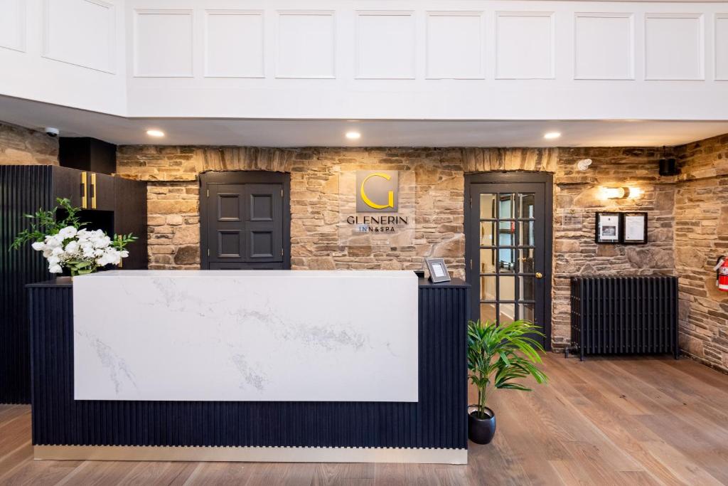 Fotografie z fotogalerie ubytování The Glenerin Inn v destinaci Mississauga