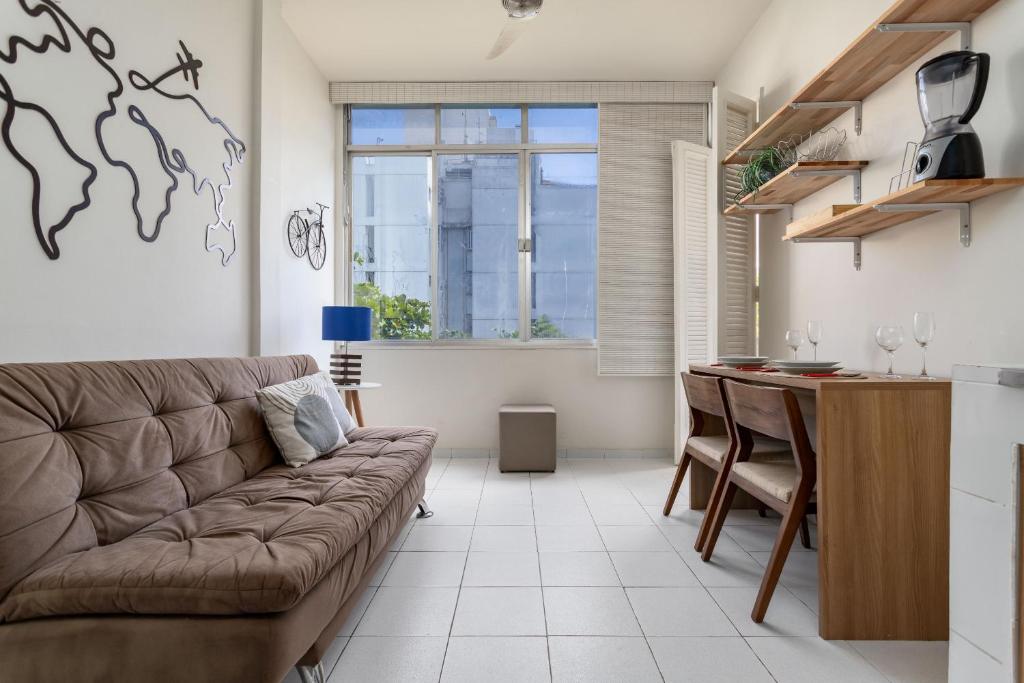 Conforto em Ipanema - 2 quadras da praia - VP604 Z1 - One-Bedroom Apartment