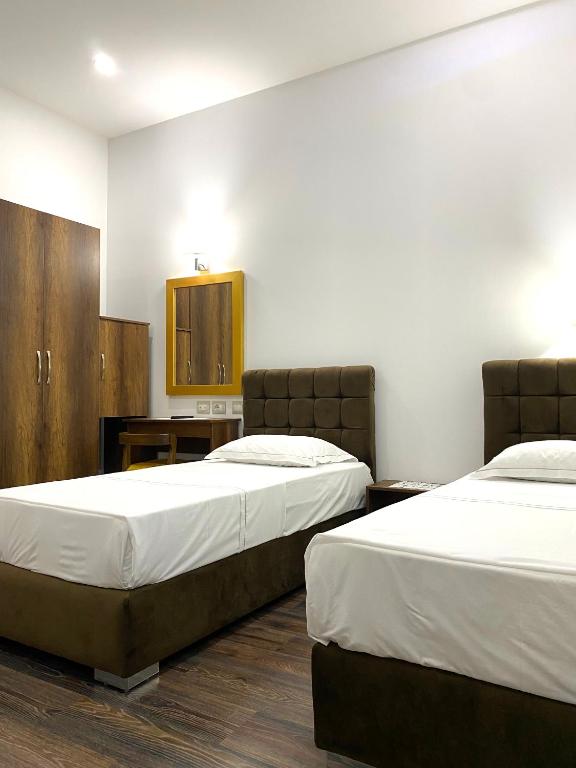 Hotel Republika Berat - Image 6