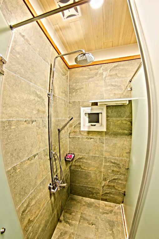 Koupelna v ubytování Sasa Nor Lamour B&B