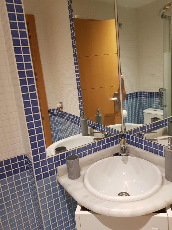Koupelna v ubytování HR PARADISE CALA DE LA VILA JOIOSA