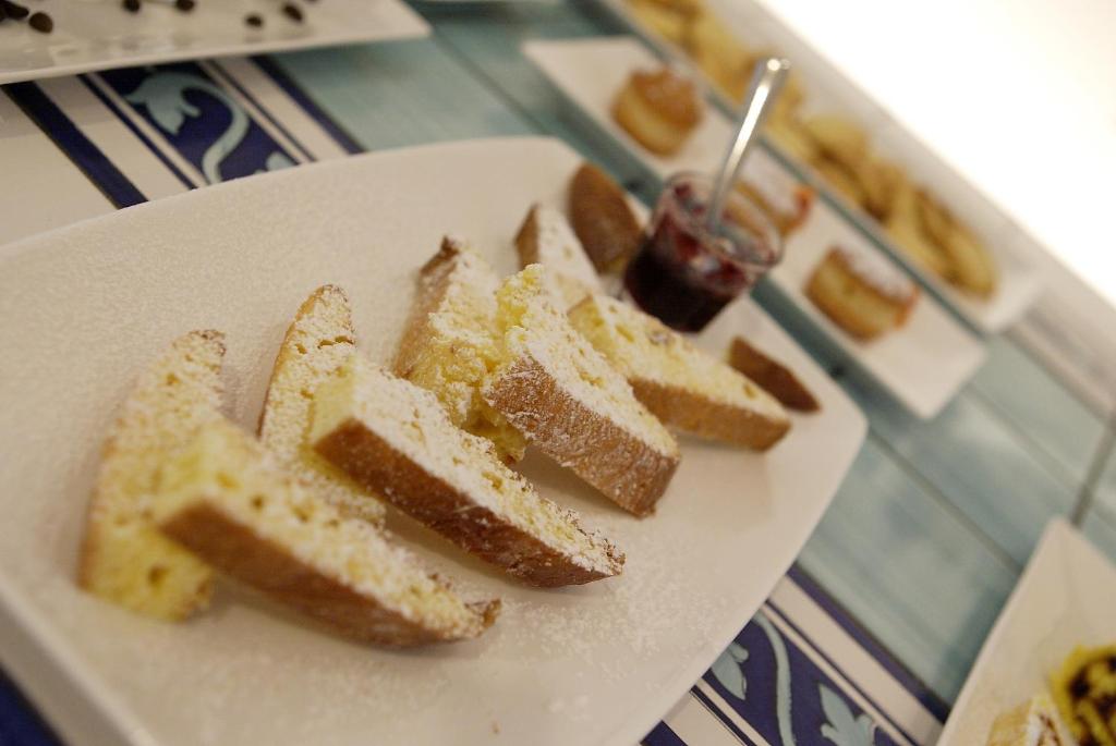 Hotel Luxor - Resim 35