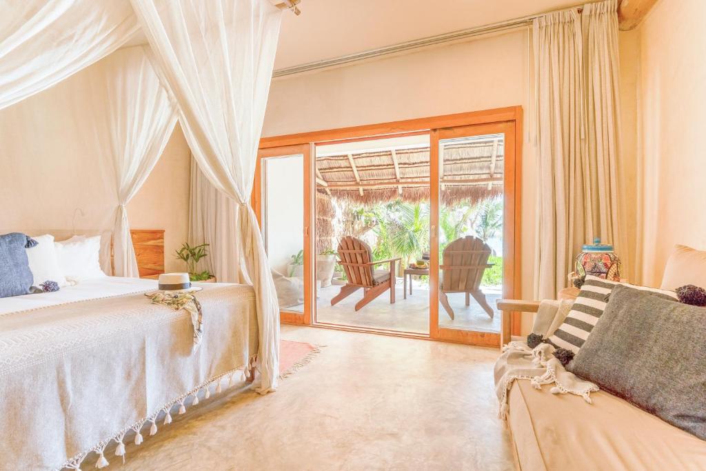 Ahau Tulum - Junior Suite Beach Front Beach Level