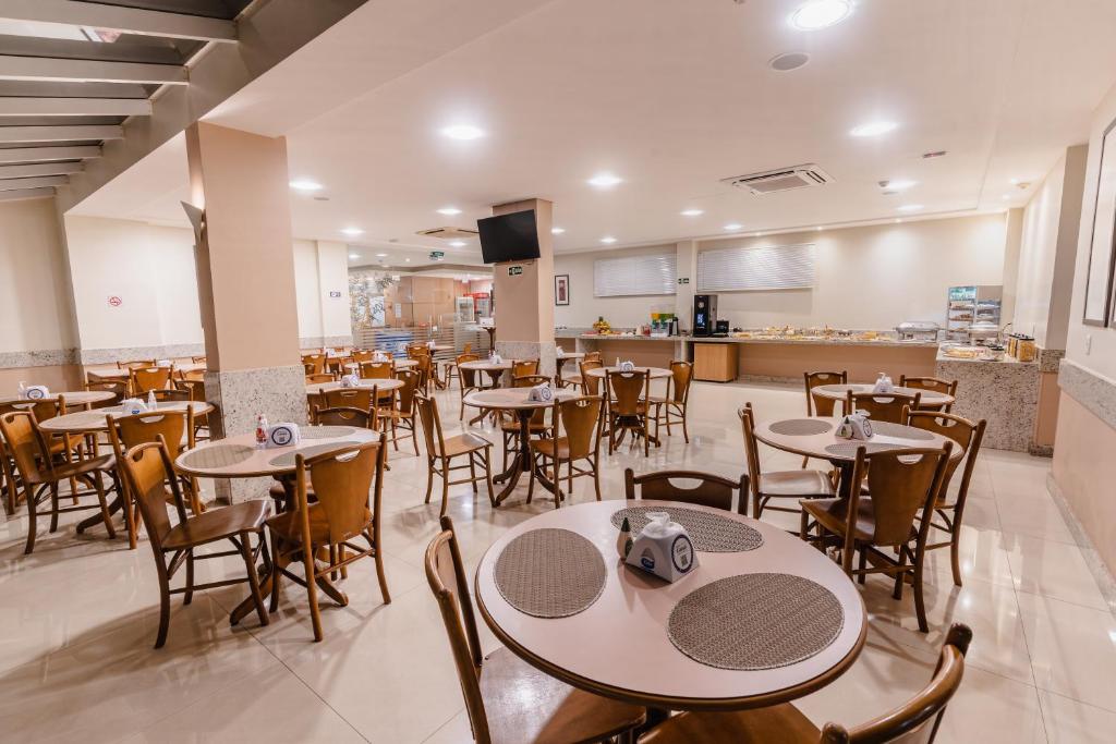 Restaurace v ubytování Hotel Caiuá Express