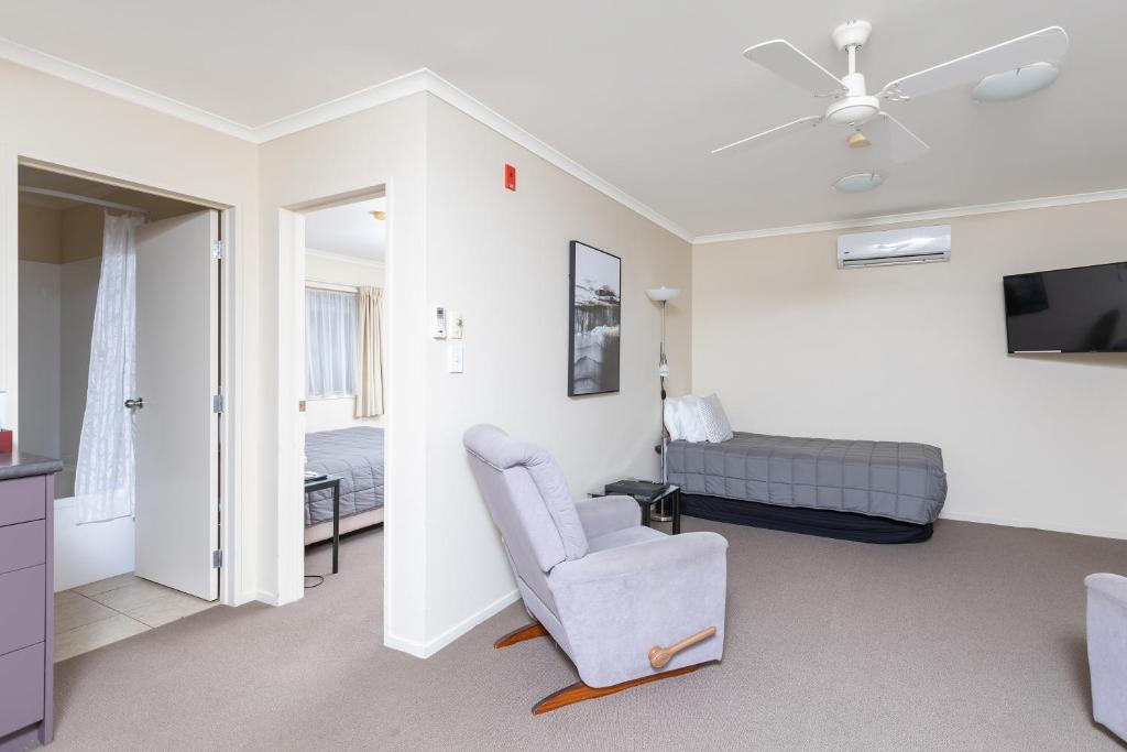 BK's Chardonnay Motor Lodge - Resim 16