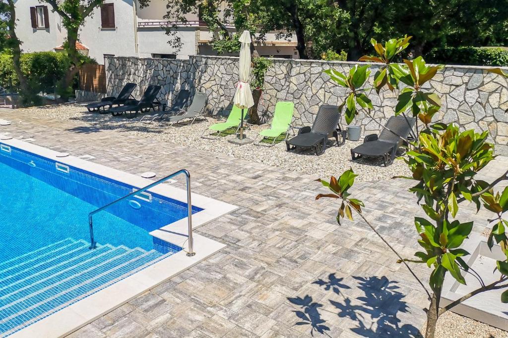 Bazén v ubytování B&B Pansion Vago nebo v jeho okolí