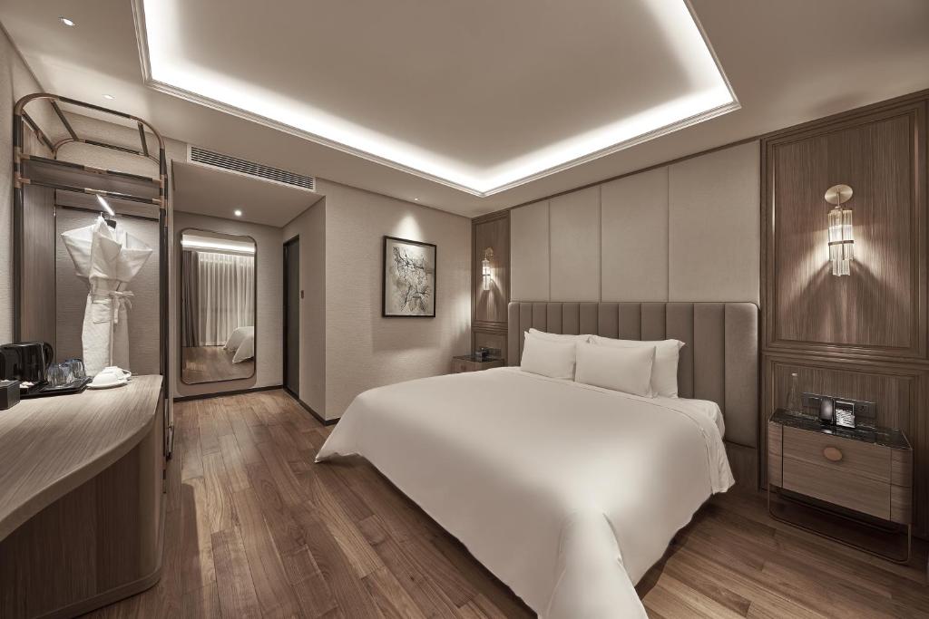 La Siesta Premium Saigon - 2