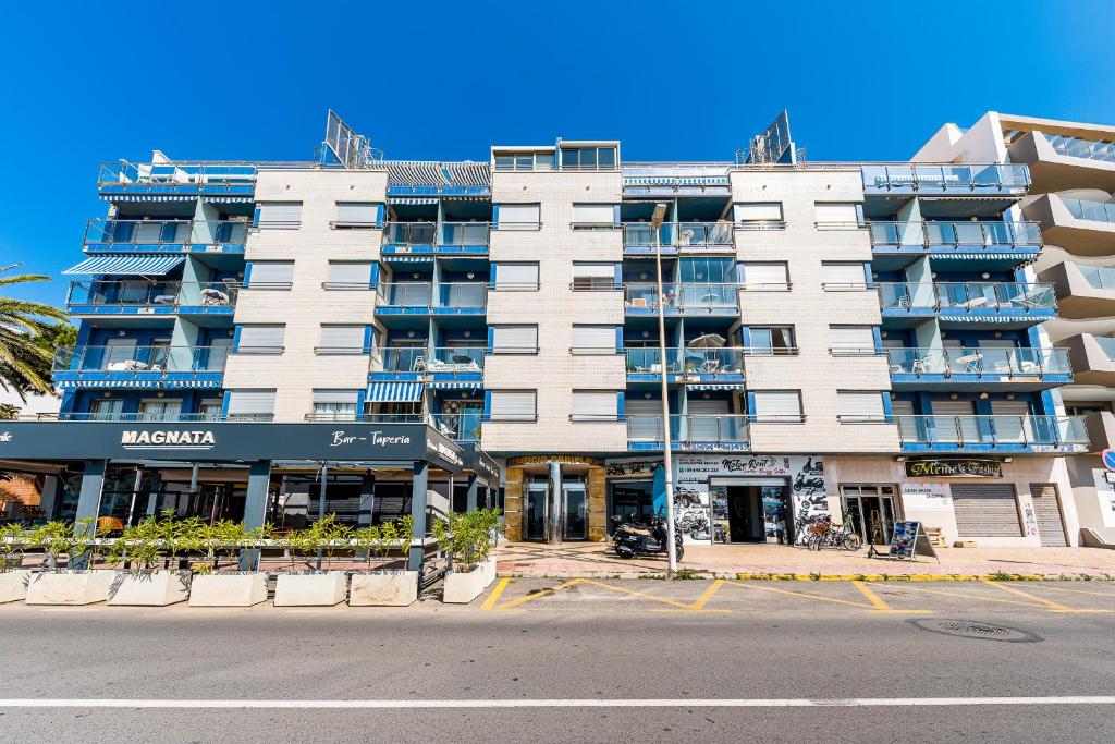Budynek, w którym mieści się apartament