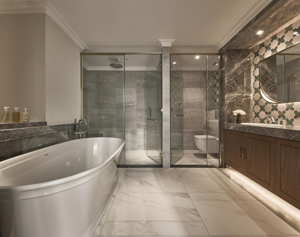 La Siesta Premium Saigon - 19