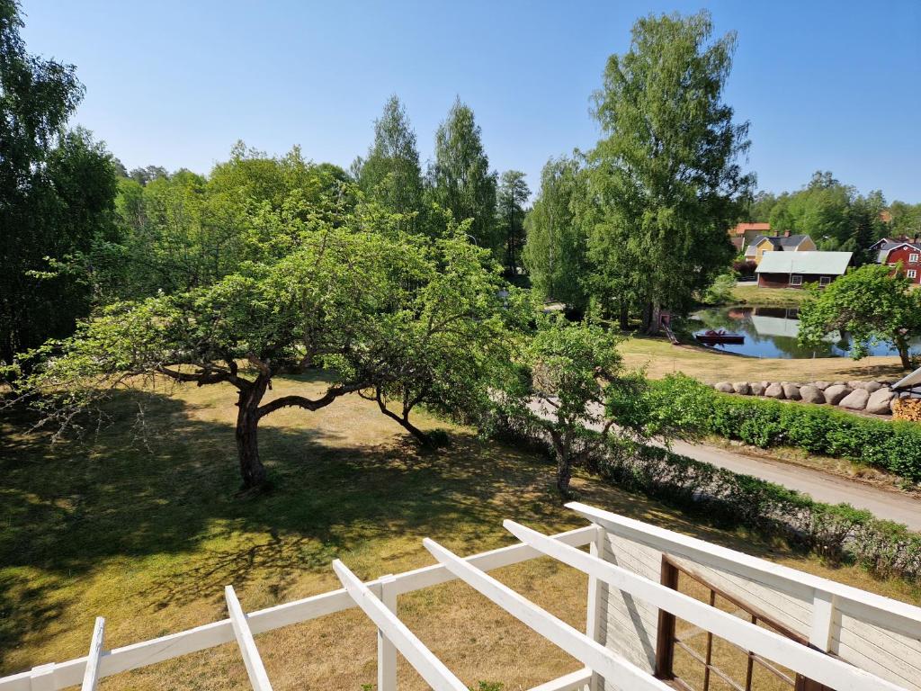 Zahrada ubytování Ferienhaus in Lönneberga