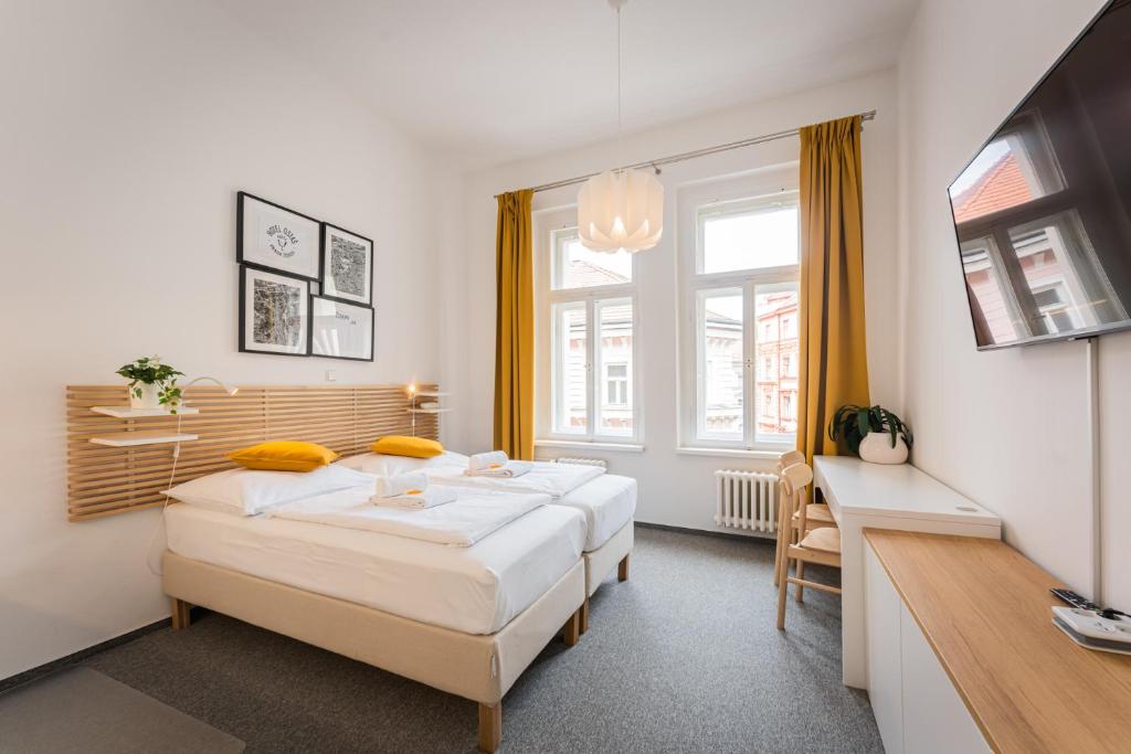 Self-service Hotel Ostaš Praha - Superior Double Or Twin Room With City View