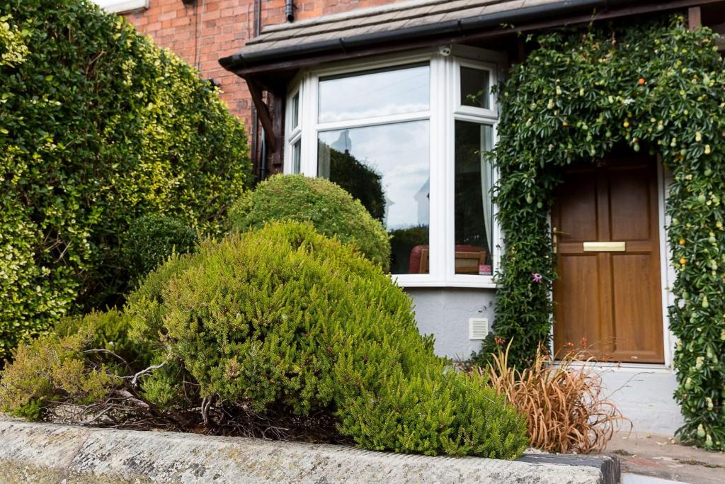 Hygge House Cosy 3 Bedroom 2 Bathroom Townhouse, Kegworth Updated