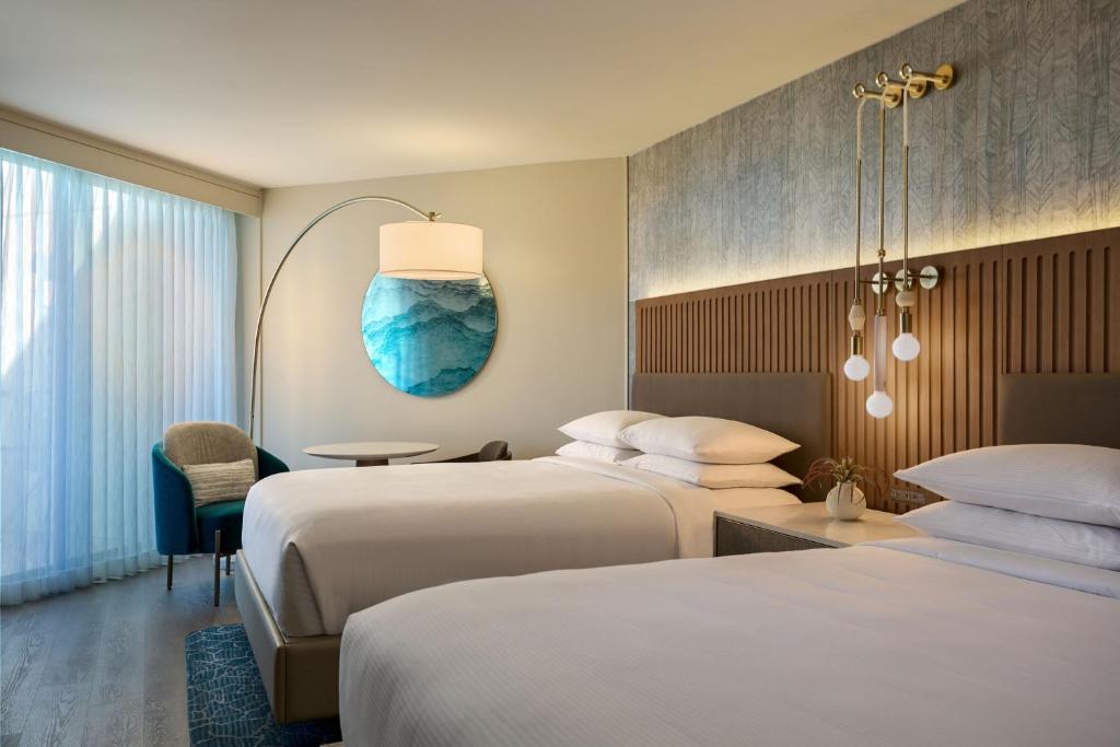 VEA Newport Beach, a Marriott Resort & Spa - 
