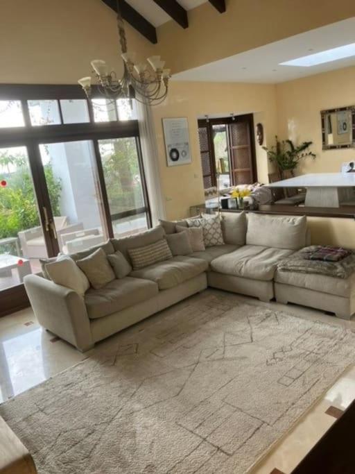 Fotografie z fotogalerie ubytování SunKissed Luxury Panoramic SeaView in Marbella v destinaci Estepona