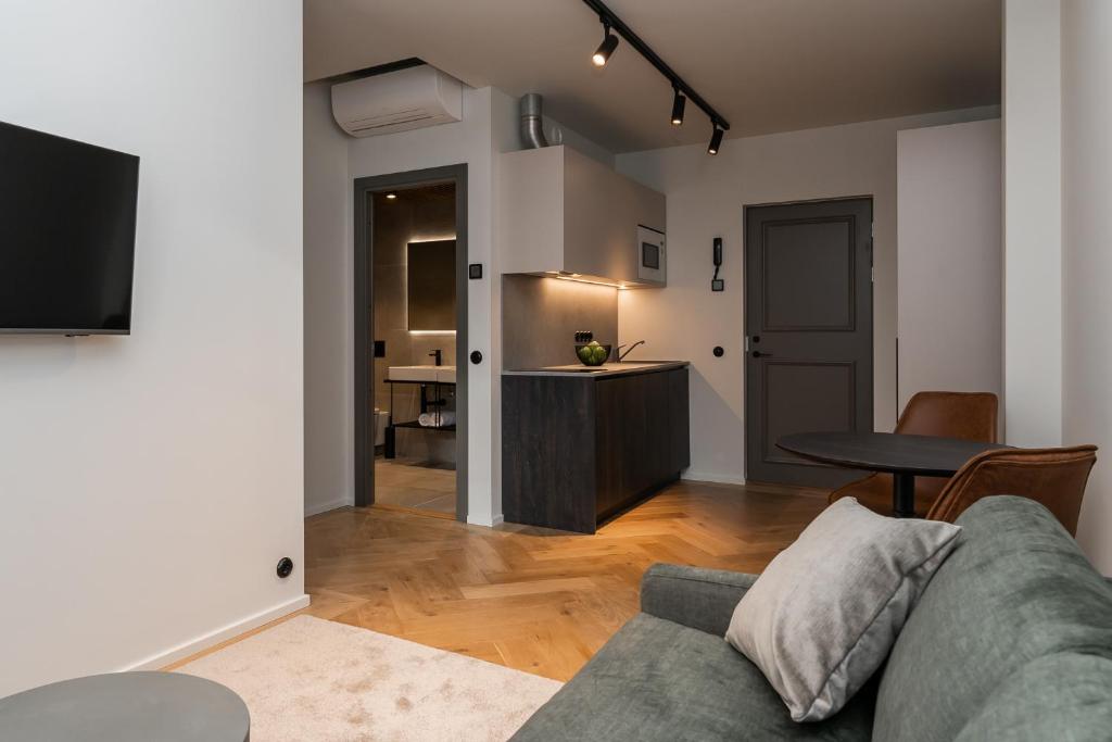 N48 Boutique Hotel - Family Room With Bath