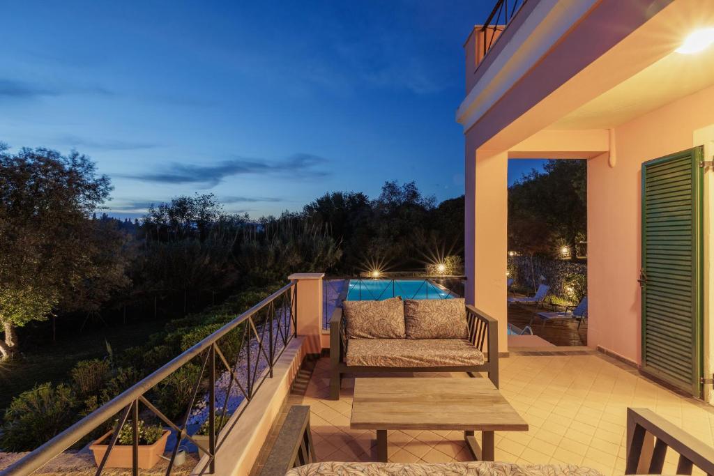 Balkón nebo terasa v ubytování Luxury Villa Perla