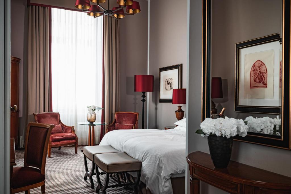 Althoff Grandhotel Schloss Bensberg - Grand Deluxe Double Room