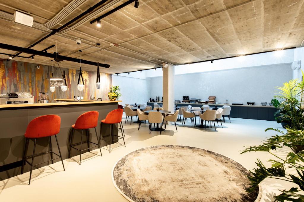 The Amberlyn Suite Hotel 1085 Budapest, 4 Rökk Szilárd utca kép - 1